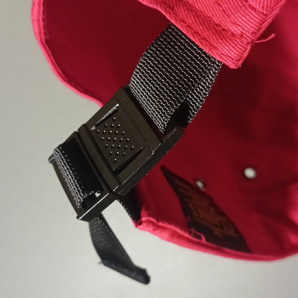 Fritos Authentic Red Hat Limited Edition Adjustable #eshopchicago Rare Yupoong - Picture 11 of 12